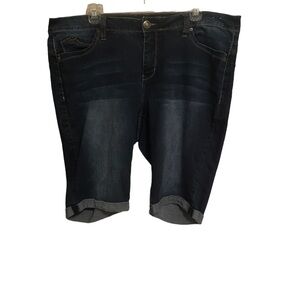 WOMENS ROYALTY FOR ME BERMUDA JEAN SHORT